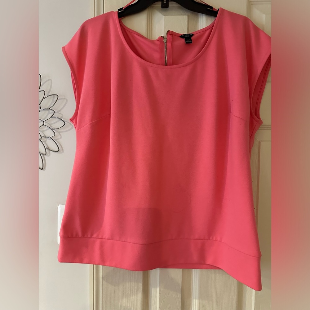 Ann Taylor Top, size XLP, Coral
